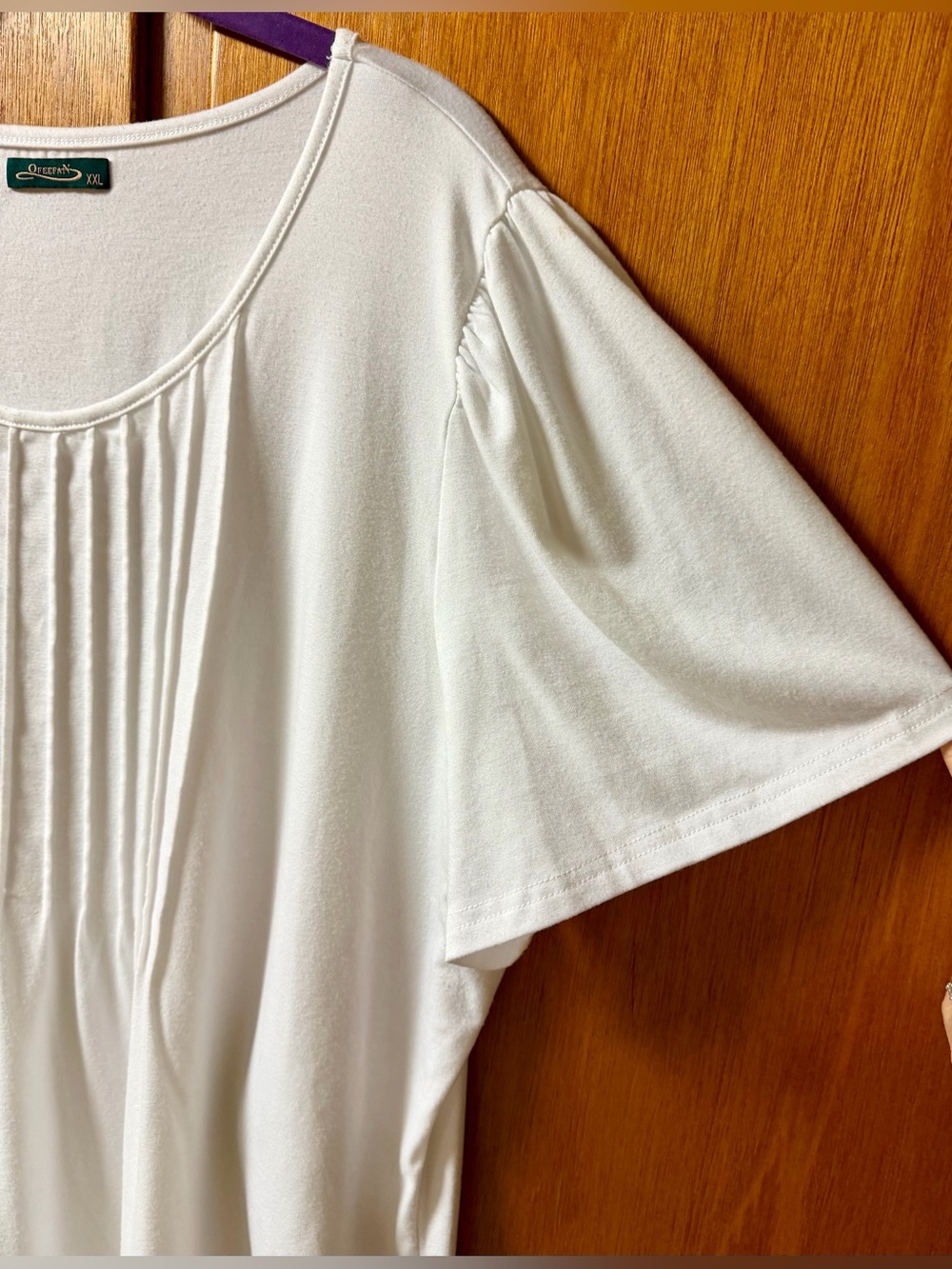OFEEFAN Women’s Pleated Top - Picture 6 of 10